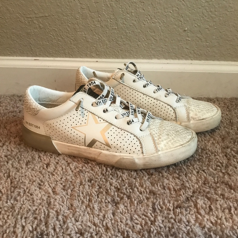 Vintage Havana sneakers, size 8